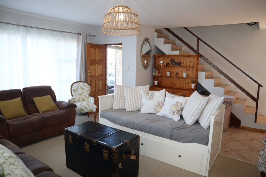 3 Bedroom Property for Sale in Wavecrest Eastern Cape